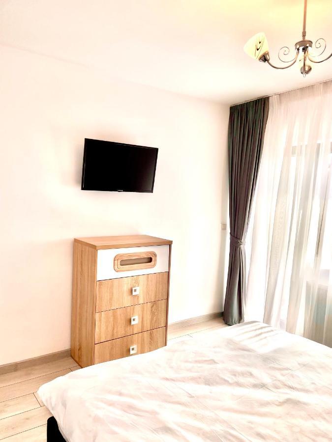 Sisi Apartment Сучеава Екстериор снимка